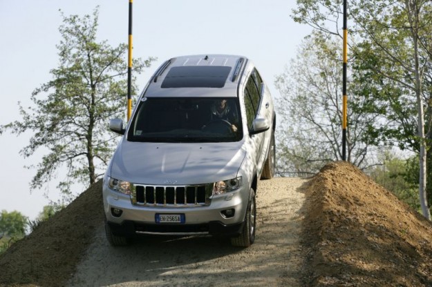 110419_J_grand_cherokee