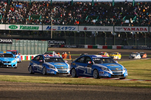 SUZ_11_Muller_race
