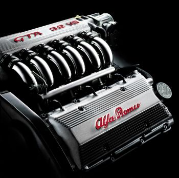alfa-romeo-v6-engine-32-gta