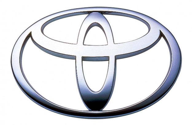 logo-toyota-3d-silver