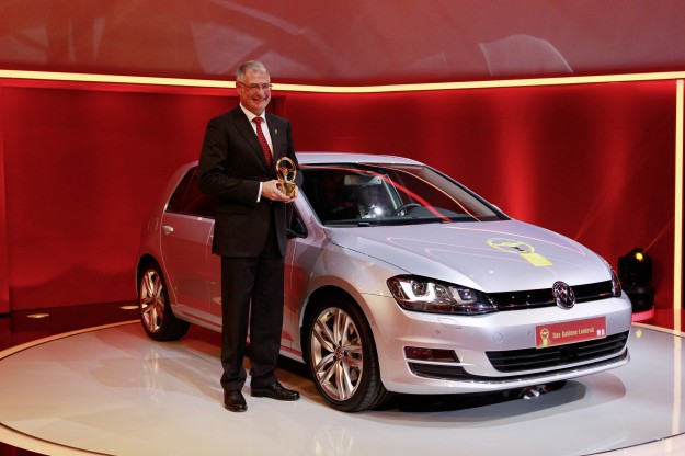 Golf erhaelt Das Goldene Lenkrad 2013