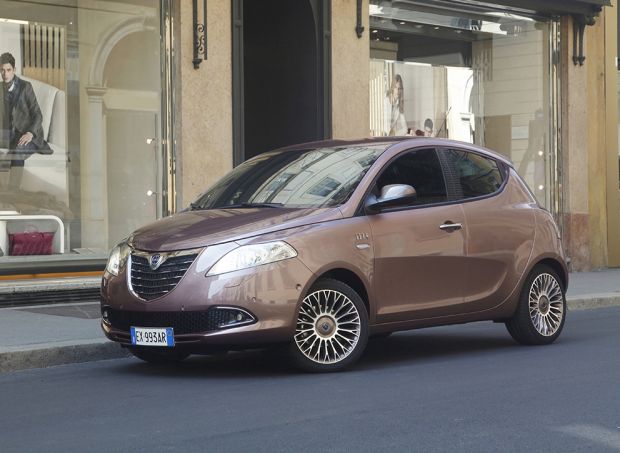 141009_LanciaYElle01