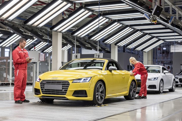 Audi Hungaria: Produktionsstart des neuen Audi TT Roadster