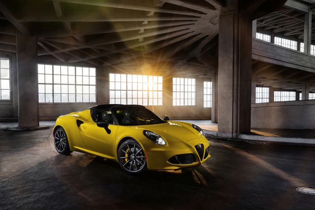 150112_Alfa-Romeo_4C-Spider-US-version_15